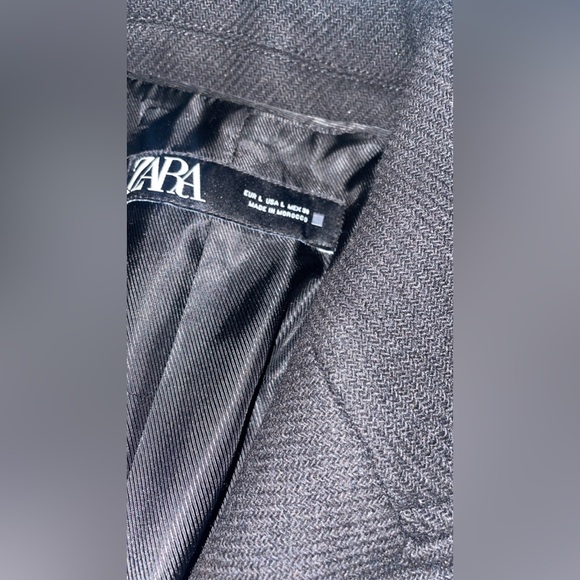 Zara Black Long Coat - Picture 4 of 6